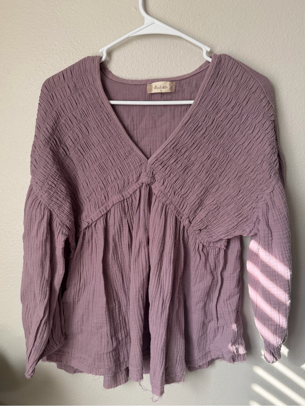 Altar'd State Flowy Feminine Lavender Smocked Babydoll Tunic Top M - Picture 2 of 5